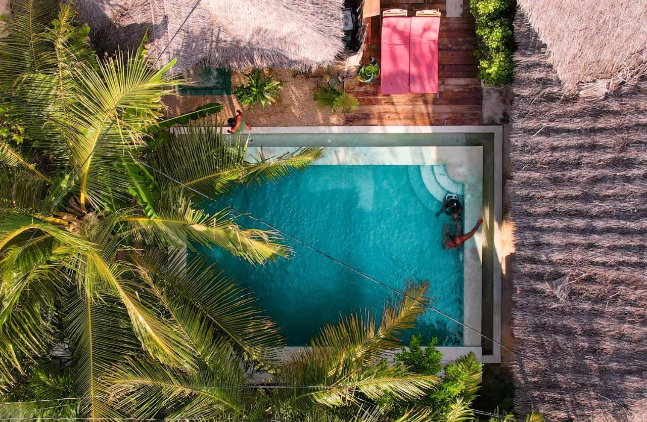Pili Pili Swahili Lodge Джамбиани Экстерьер фото