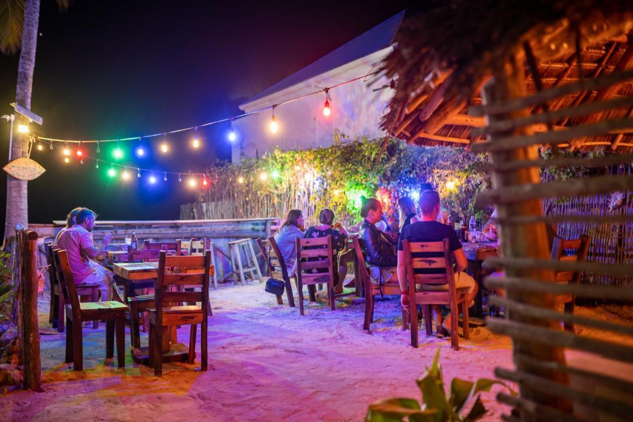 Pili Pili Swahili Lodge Джамбиани Экстерьер фото